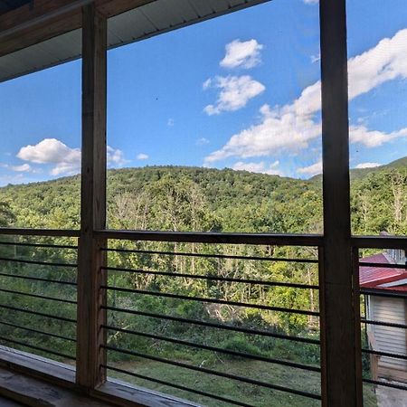 Red Roof Mountain Cabin With Starlink Internet! Stanley エクステリア 写真